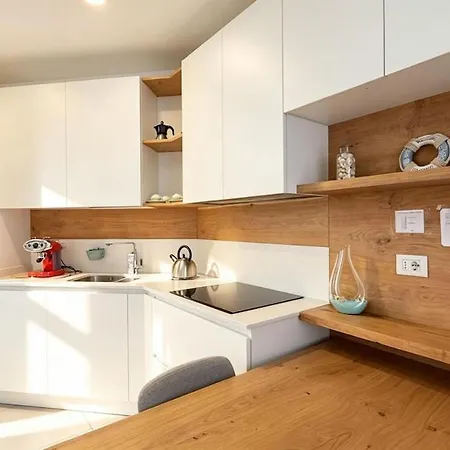 Marco Polo House Apartament *